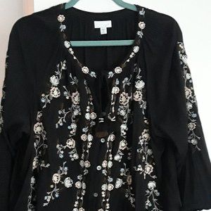 Embroidered Pleasant top